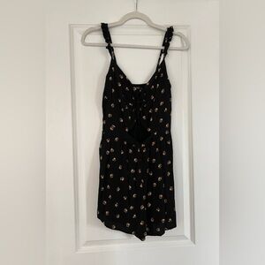 Abercrombie Floral Romper in Size Small